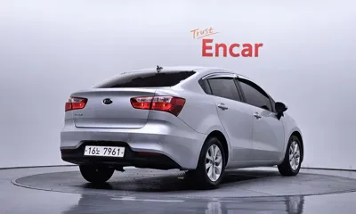 Kia Pride 2015, 63898 км, за 4164.47 USD