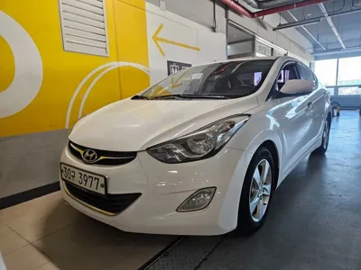 Hyundai Avante · 2014 год