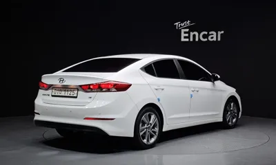 Hyundai Avante 2018, 86961 км, за 5853.72 USD