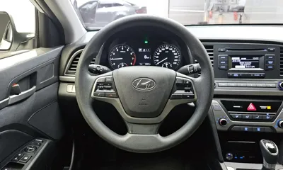Hyundai Avante 2018, 86961 км, за 5853.72 USD - фото 13