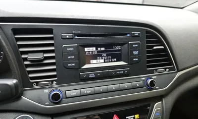 Hyundai Avante 2018, 86961 км, за 5853.72 USD - фото 17