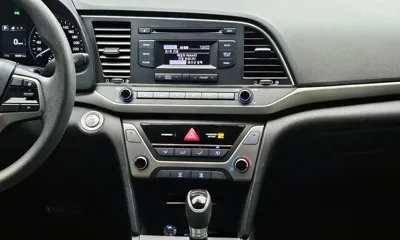Hyundai Avante 2018, 86961 км, за 5853.72 USD - фото 20