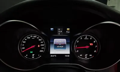 Mercedes-Benz C-Class 2018, 151929 км, за 65046.9 USD - фото 8
