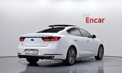 Kia K7 2017, 117144 км, за 8664.5 USD