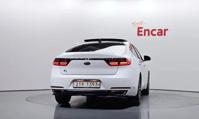 Kia K7 2017, 117144 км, за 8664.5 USD