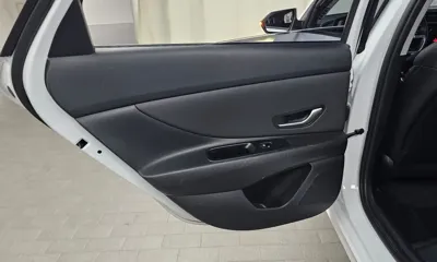 Hyundai Avante 2024, 42653 км, за 10343.49 USD - фото 25