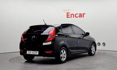 Hyundai Accent 2011, 125767 км, за 2266.07 USD
