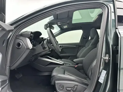 Audi A3 2022, 27000 км, за 22924.81 USD