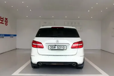 Mercedes-Benz B-Class 2013, 98500 км, за 4588.42 USD
