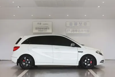 Mercedes-Benz B-Class 2013, 98500 км, за 4588.42 USD