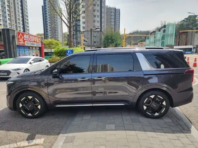 Kia Canival 2025, 35090 км, за 19771.56 USD