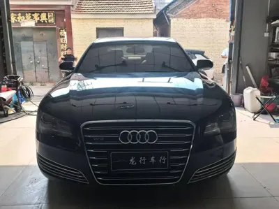 Audi A8 2012, 210000 км, за 7154.86 USD