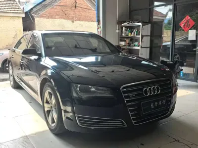 Audi A8 2012, 210000 км, за 7154.86 USD