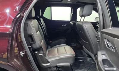 ChevroletGMDaewoo Traverse 2022, 66894 км, за 18631.93 USD - фото 12
