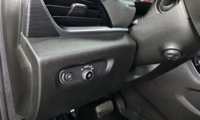 ChevroletGMDaewoo Traverse 2022, 66894 км, за 18631.93 USD - фото 17