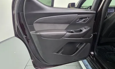ChevroletGMDaewoo Traverse 2022, 66894 км, за 18631.93 USD - фото 25