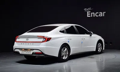Hyundai Sonata 2022, 56606 км, за 9765.48 USD