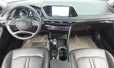 Hyundai Sonata 2022, 56606 км, за 9765.48 USD - фото 7