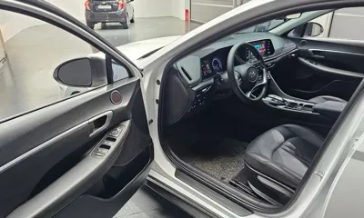 Hyundai Sonata 2022, 56606 км, за 9765.48 USD - фото 10