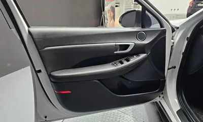 Hyundai Sonata 2022, 56606 км, за 9765.48 USD - фото 24