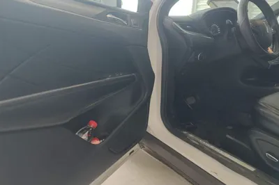 Lincoln MKC 2017, 175700 км, за 7926 USD - фото 18