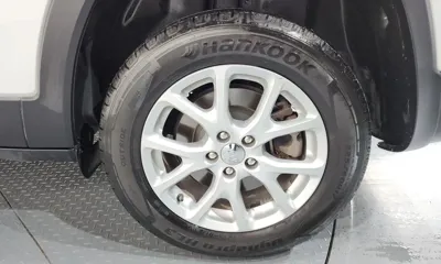 Jeep Cherokee 2018, 100321 км, за 6276.84 USD