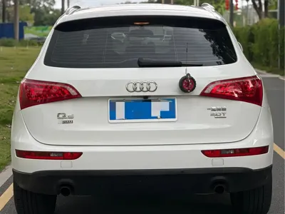 Audi Q5 2013, 180000 км, за 5164.57 USD