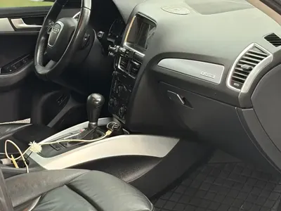 Audi Q5 2013, 180000 км, за 5164.57 USD