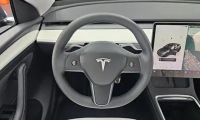 Tesla Model Y 2024, 21082 км, за 25713.93 USD - фото 13
