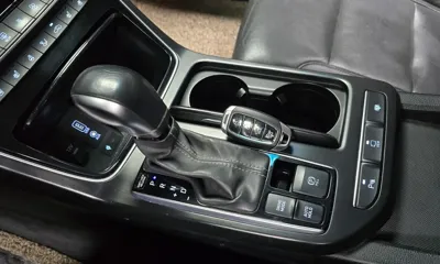 Hyundai Grandeur 2018, 115188 км, за 9977.68 USD - фото 9