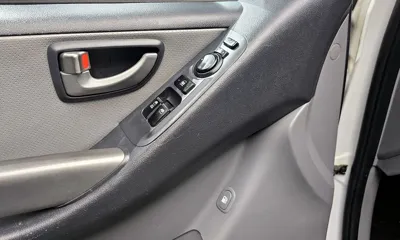 Hyundai Starex 2015, 104944 км, за 5949.24 USD - фото 16