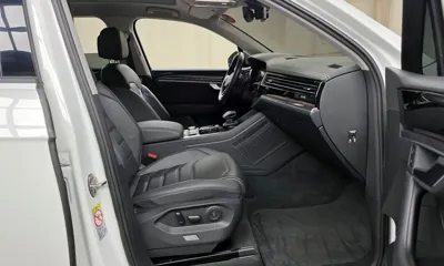 Volkswagen Touareg 2022, 92030 км, за 27522.32 USD - фото 10