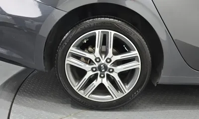 Kia K3 2019, 72827 км, за 9058.68 USD