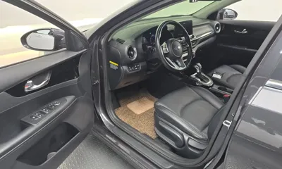 Kia K3 2019, 72827 км, за 9058.68 USD - фото 10