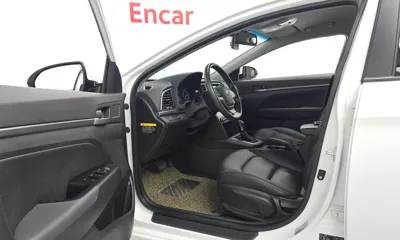 Hyundai Avante 2016, 89409 км, за 5980.63 USD - фото 10