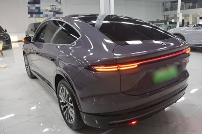 Nio EC6 2025, 10200 км, за 40710 USD