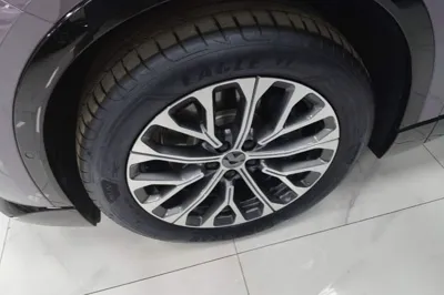 Nio EC6 2025, 10200 км, за 40710 USD - фото 10