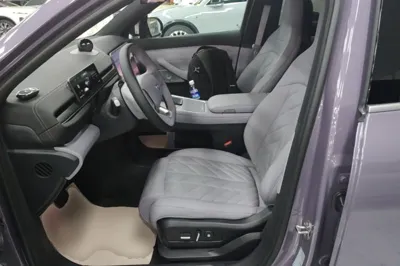 Nio EC6 2025, 10200 км, за 40710 USD - фото 22
