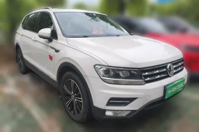 Volkswagen Tiguan L 2020, 85200 км, за 17347 USD