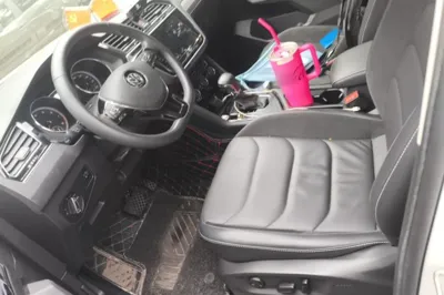 Volkswagen Tiguan L 2020, 85200 км, за 17347 USD - фото 14