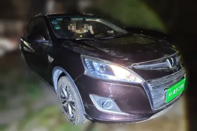 Luxgen U6 SUV 2014, 75000 км, за 4467 USD