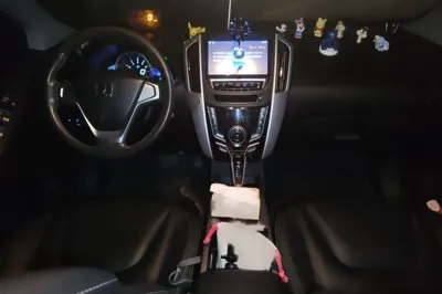 Luxgen U6 SUV 2014, 75000 км, за 4467 USD - фото 18