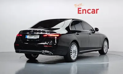 Mercedes-Benz E-Class 2022, 42372 км, за 20179.71 USD