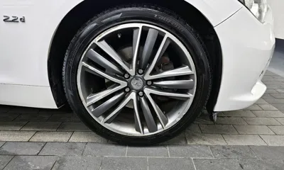 Infiniti Q50 2014, 185913 км, за 2619.14 USD