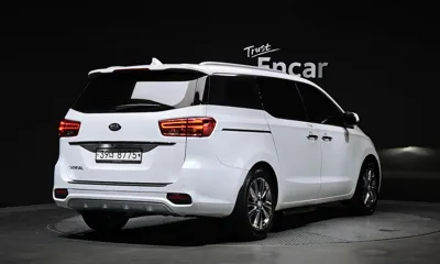 Kia Canival 2019, 94898 км, за 11916.39 USD