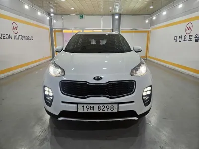 Kia Sportage 2016, 196736 км, за 5842.2 USD