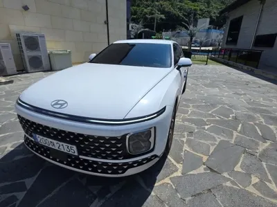 Hyundai Grandeur 2024, 26100 км, за 14546.41 USD