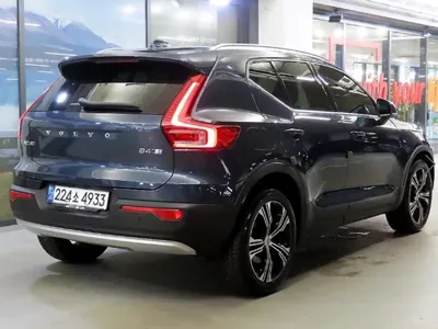 Volvo XC40 2021, 61631 км, за 19036.37 USD