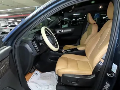 Volvo XC40 2021, 61631 км, за 19036.37 USD - фото 6