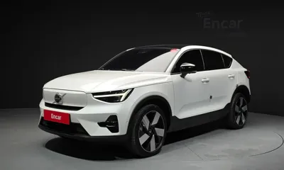 Volvo C40 · 2023 год